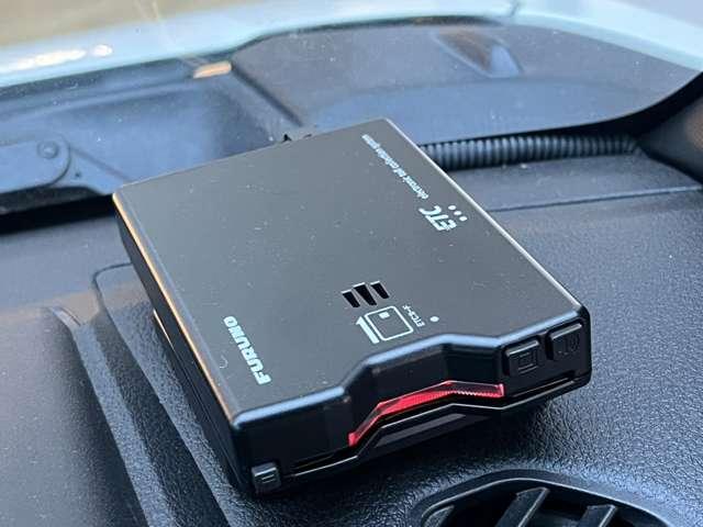 ハイゼットカーゴ ＤＸ　／禁煙／運転支援装置／社外ナビ／ドライブレコーダー／ＥＴＣ／１年走行距離無制限保証／（11枚目）
