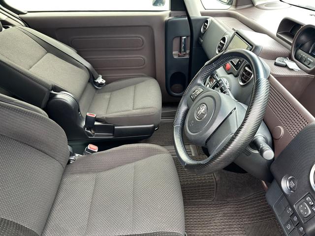 スペイド 　／禁煙／運転支援装置／片側電動スライドドア／バックカメラ／ＥＴＣ／運転席シートヒーター／ＨＩＤヘッドライト／１年走行距離無制限保証／（18枚目）