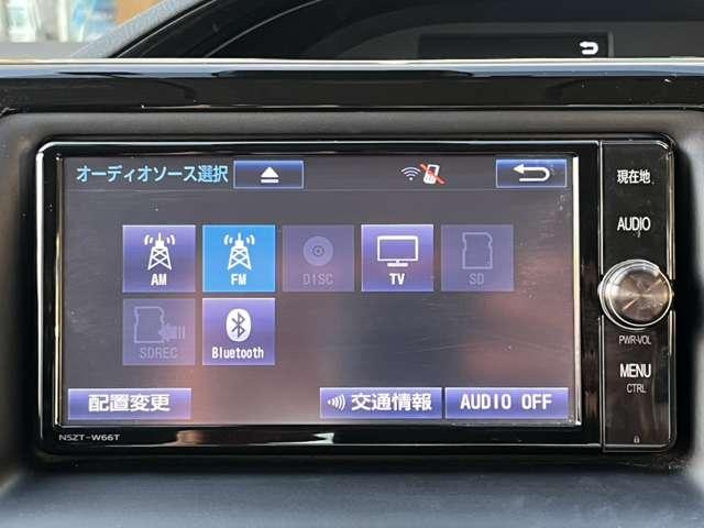 エスクァイア Ｇｉ　／禁煙車／７人乗り／両側電動スライドドア／運転支援装置／純正ＳＤナビ／バックカメラ／ＥＴＣ／Ｂｌｕｅｔｏｏｔｈ接続／スマートキー／プッシュスタート／１年走行距離無制限保証／（4枚目）