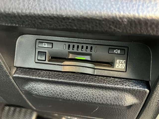 エスクァイア Ｇｉ　／禁煙車／７人乗り／両側電動スライドドア／運転支援装置／純正ＳＤナビ／バックカメラ／ＥＴＣ／Ｂｌｕｅｔｏｏｔｈ接続／スマートキー／プッシュスタート／１年走行距離無制限保証／（6枚目）