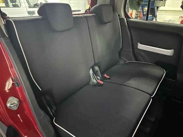 フレアクロスオーバー ＸＴ　／４ＷＤ／安全装置／運転席シートヒーター／ヒルディセントコントロール／グリップコントロール／社外オーディオ／ＵＳＢ接続／ＨＩＤヘッド／フォグランプ／スマートキー／１年走行距離無制限保証／（17枚目）