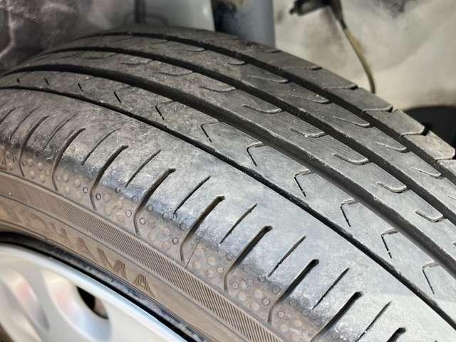 ミラココア ココアプラスＸ　ワンオーナー／禁煙車／１年距離無制限保証／純正ルーフキャリア／スマートキー／ＬＥＤヘッドライト／アイドリングストップ／フォグライト／（11枚目）