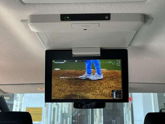 ヴォクシー ZS /7人乗り/1年距離無制限保証/純正ナビ/バックカメラ/ビルトインETC/純正フリップダウンモニター/両側電動スライド/LEDヘッドライト/プッシュスタート/スマートキー(14枚目)