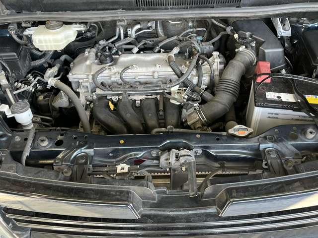 ヴォクシー ZS /7人乗り/1年距離無制限保証/純正ナビ/バックカメラ/ビルトインETC/純正フリップダウンモニター/両側電動スライド/LEDヘッドライト/プッシュスタート/スマートキー(28枚目)