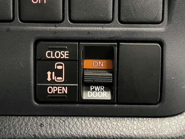 ノア Ｓｉ　／片側電動スライドドア／純正ＳＤナビ／フリップダウンモニタ―／バックカメラ／ＥＴＣ／前後ドライブレコーダー／Ｂｌｕｅｔｏｏｔｈ接続／ＬＥＤデイライト／アイドリングストップ／１年走行距離無制限保証／（14枚目）