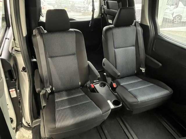 ノア Ｓｉ　／片側電動スライドドア／純正ＳＤナビ／フリップダウンモニタ―／バックカメラ／ＥＴＣ／前後ドライブレコーダー／Ｂｌｕｅｔｏｏｔｈ接続／ＬＥＤデイライト／アイドリングストップ／１年走行距離無制限保証／（24枚目）