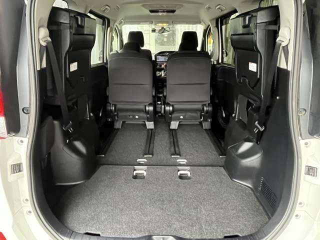 ノア Ｓｉ　／片側電動スライドドア／純正ＳＤナビ／フリップダウンモニタ―／バックカメラ／ＥＴＣ／前後ドライブレコーダー／Ｂｌｕｅｔｏｏｔｈ接続／ＬＥＤデイライト／アイドリングストップ／１年走行距離無制限保証／（26枚目）