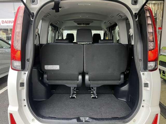 ノア Ｓｉ　／片側電動スライドドア／純正ＳＤナビ／フリップダウンモニタ―／バックカメラ／ＥＴＣ／前後ドライブレコーダー／Ｂｌｕｅｔｏｏｔｈ接続／ＬＥＤデイライト／アイドリングストップ／１年走行距離無制限保証／（27枚目）