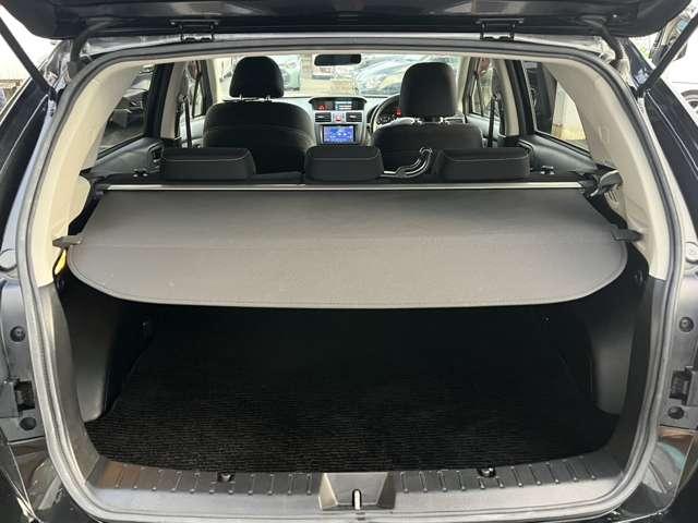 ＸＶ ２．０ｉ－Ｌ　アイサイト　／禁煙／４ＷＤ／アイサイト／社外ナビ／バックカメラ／ＥＴＣ／運転席電動シート／ＨＩＤヘッドライト／クルーズコントロール／パドルシフト／１年走行距離無制限保証／（23枚目）