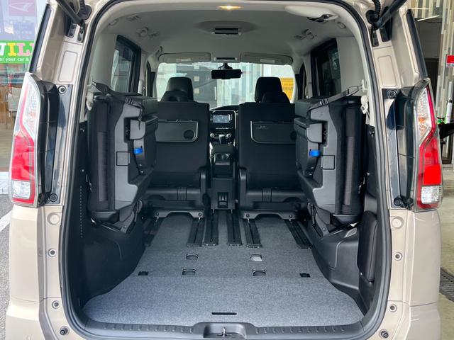 セレナ ハイウェイスター　Ｖセレクション　／禁煙／両側電動スライドドア／プロパイロット／アラウンドビュー／純正ナビ／ＥＴＣ／ＵＳＢ・Ｂｌｕｅｔｏｏｔｈ接続／スマートキー／プッシュスタート／１年走行距離無制限保証／（31枚目）