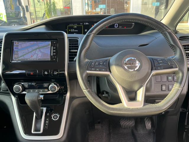 セレナ ハイウェイスター　１年距離無制限保証／禁煙／両側電動スライド／エマージェンシーブレーキ安全装置／アラウンドビューモニター／社外ナビ／バックカメラ／前後ドラレコ／Ｐスタート／インテリキー（9枚目）