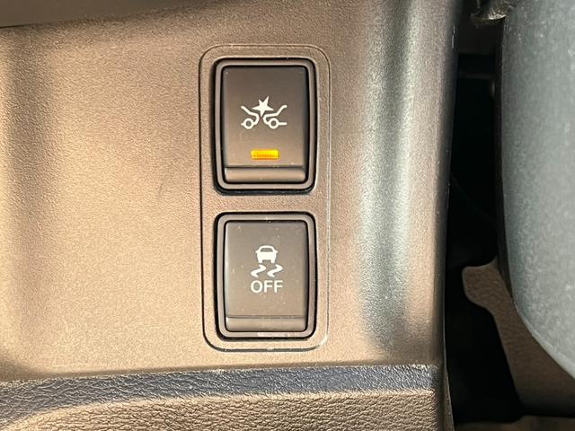 セレナ ハイウェイスター　１年距離無制限保証／禁煙／両側電動スライド／エマージェンシーブレーキ安全装置／アラウンドビューモニター／社外ナビ／バックカメラ／前後ドラレコ／Ｐスタート／インテリキー（15枚目）