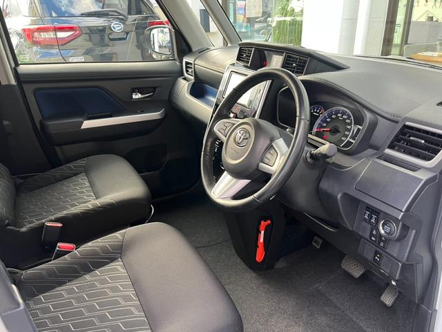 ルーミー カスタムＧ　／禁煙／両側電動スライドドア／運転支援装置／純正ナビ／バックカメラ／前後ドライブレコーダー／ＥＴＣ２．０／Ｂｌｕｅｔｏｏｔｈ／クルーズコントロール／ＬＥＤヘッドライト・フォグ／スマートキー／／（8枚目）