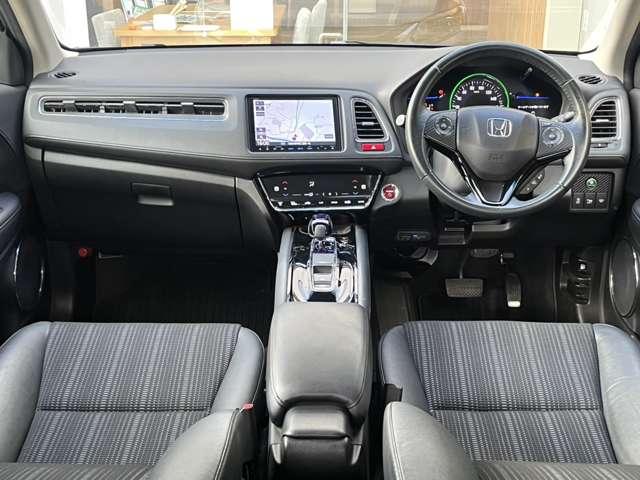 ヴェゼル ハイブリッドＺ　禁煙／１年距離無制限保証／純正ナビ／バックカメラ／ＥＴＣ／シートヒーター／パドルシフト／ＣＴＢＡ安全装置／プッシュスタート／スマートキー／ＬＥＤヘッドライト（10枚目）