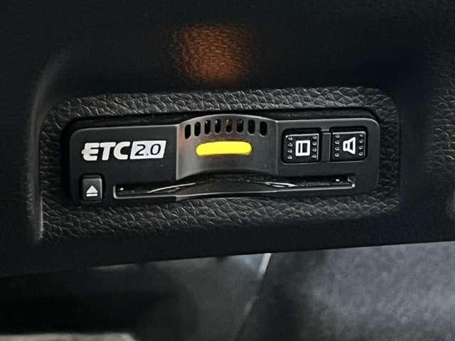 ヴェゼル ｅ：ＨＥＶ　Ｚ　ワンオーナー／禁煙車／１年距離無制限保証／純正ナビ／Ｂカメラ／ＥＴＣ２．０／電動バックドア／ホンダセンシング安全装置／パドルシフト／シートヒーター／ステアリングヒーター／プッシュスタート／スマートキー（16枚目）