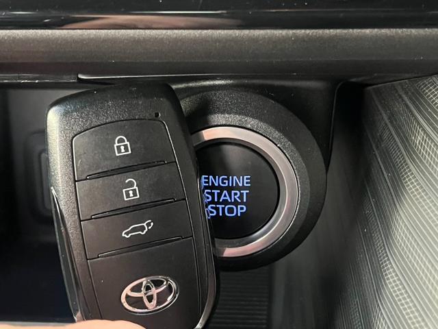 ハリアー Ｇ　ワンオーナー／禁煙／トヨタセーフティセンス安全装置／純正ナビ／バックカメラ／ドラレコ／パワーバックドア／パワーシート／ハーフレザーシート／デジタルインナーミラー／ビルトインＥＴＣ（9枚目）