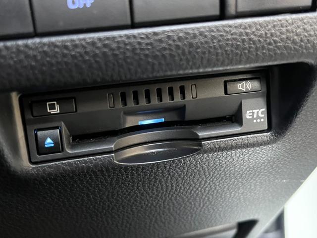 ハリアー Ｇ　ワンオーナー／禁煙／トヨタセーフティセンス安全装置／純正ナビ／バックカメラ／ドラレコ／パワーバックドア／パワーシート／ハーフレザーシート／デジタルインナーミラー／ビルトインＥＴＣ（10枚目）