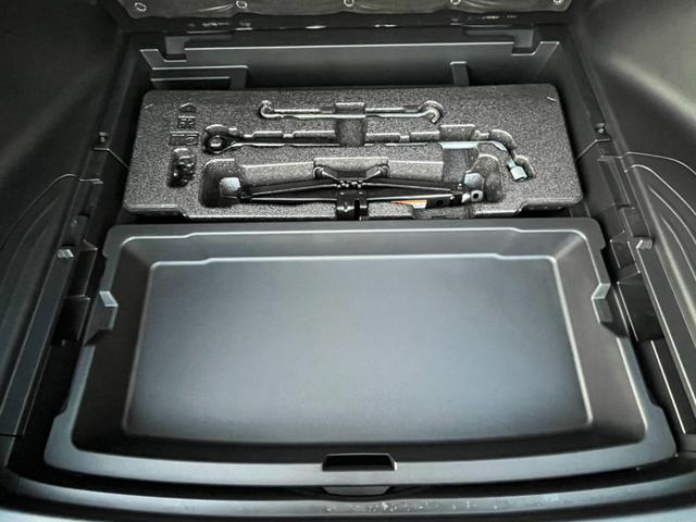 ハリアー Ｇ　ワンオーナー／禁煙／トヨタセーフティセンス安全装置／純正ナビ／バックカメラ／ドラレコ／パワーバックドア／パワーシート／ハーフレザーシート／デジタルインナーミラー／ビルトインＥＴＣ（28枚目）