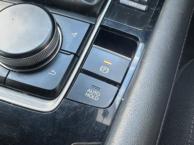 MAZDA3ファストバック 15S /禁煙/運転支援装置/純正ナビ/360°ビューモニター/ETC/前後ドラレコ/USB・BT接続/レーダークルーズコントロール/LEDヘッド/ブラインドスポットモニター/1年走行距離無制限保証/(10枚目)