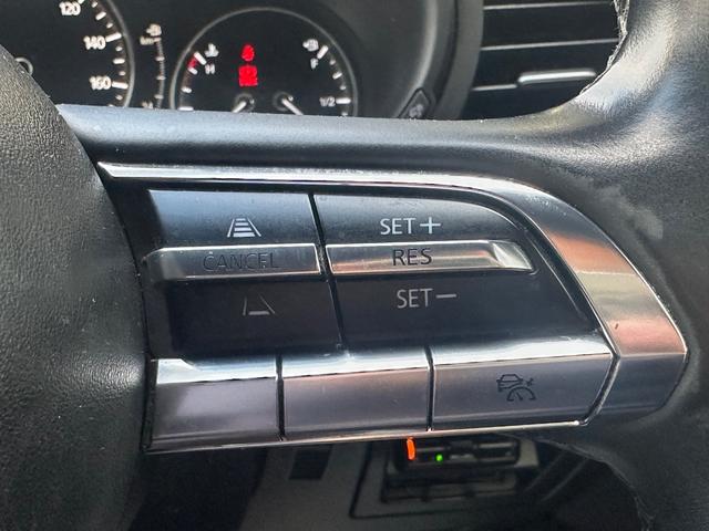 MAZDA3ファストバック 15S /禁煙/運転支援装置/純正ナビ/360°ビューモニター/ETC/前後ドラレコ/USB・BT接続/レーダークルーズコントロール/LEDヘッド/ブラインドスポットモニター/1年走行距離無制限保証/(32枚目)