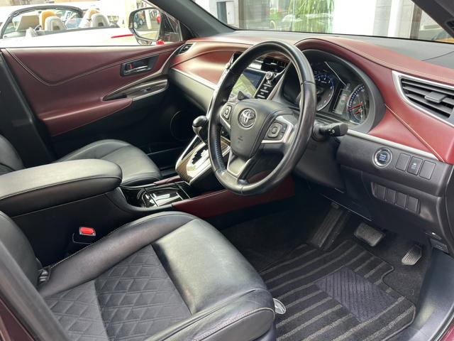 ハリアー エレガンス　ワンオーナー／禁煙／純正ナビ／バックカメラ／ビルトインＥＴＣ／前後ドラレコ／運転席パワーシート／Ｐスタート／スマートキー／ＬＥＤヘッドライト（9枚目）