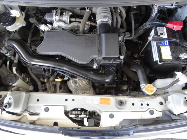 ルーミー カスタムＧ　純正ナビ地デジ　両側電動スライドドア　Ｂカメラ　シートヒーター　クルーズコントロール（7枚目）