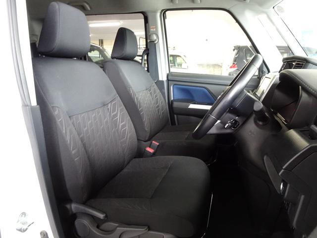 ルーミー カスタムＧ　純正ナビ地デジ　両側電動スライドドア　Ｂカメラ　シートヒーター　クルーズコントロール（9枚目）