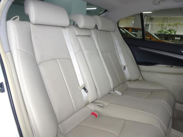 スカイライン ２５０ＧＴ　タイプＰ　純正ナビ地デジ　Ｂカメラ　革シート　ＥＴＣ　電動シート　インテリキー（11枚目）