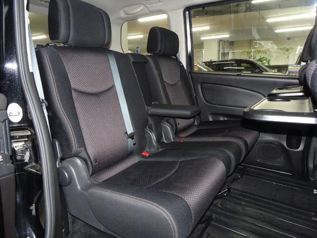 セレナ ハイウェイスターＧ　Ｓ－ハイブリッド　純正ナビ地デジ　両側電動スライドドア　フリップダウンモニター　Ｂカメラ　ＥＴＣ（11枚目）