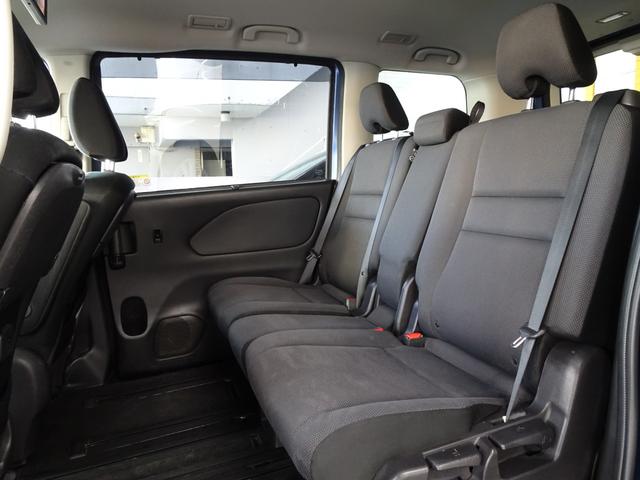 セレナ Ｇ　純正ナビ　地デジ　アラウンドビューモニター　プロパイロット　両側パワースライドドア　後席モニター　エマージェンシーブレーキ　インテリジェントルームミラー　電動パーキングブレーキ（13枚目）