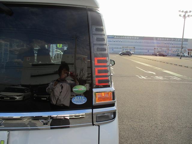 ZS 煌 衝突軽減装置 両側電動スライド 純正SDナビ 禁煙車 LEDライト フルセグTV スマートキー Pスタート クルコン レーンキープアシスト リヤスポ ABS CD 純正16インチアルミ(35枚目)
