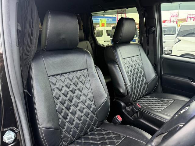 ヴォクシー ＺＳ　煌ＩＩ　禁煙車　純正１０型ナビ　後席モニター　両側電動スライド　バックカメラ　ＥＴＣ　衝突軽減装置　車線逸脱警報　Ｂｌｕｅｔｏｏｔｈオーディオ　フルセグＴＶ　ＤＶＤ再生　ＨＤＭＩ　コーナーセンサー　純正アルミ（15枚目）