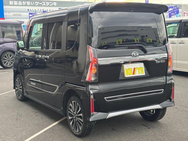 タント カスタムＲＳ　【ｅｃｏＩＤＬＥ非装着車】　４ＷＤ　禁煙車　純正１０型ＳＤナビ　両側電動スライド　全方位カメラ　衝突軽減装置　車線逸脱警報　コーナーセンサー　シートヒーター　ＨＤＭＩ　ＢＴオーディオ　フルセグＴＶ　ドラレコ　ＥＴＣ　ハーフレザー（26枚目）