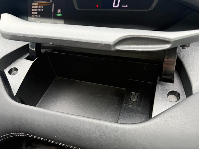 セレナ ハイウェイスター VセレクションII 4WD 禁煙車 10型ナビ 後席モニター 左ハンズフリー両側電動スライド バックカメラ ETC 衝突軽減装置 車線逸脱警報 Bluetoothオーディオ フルセグ DVD シート&ステアリングヒーター(42枚目)