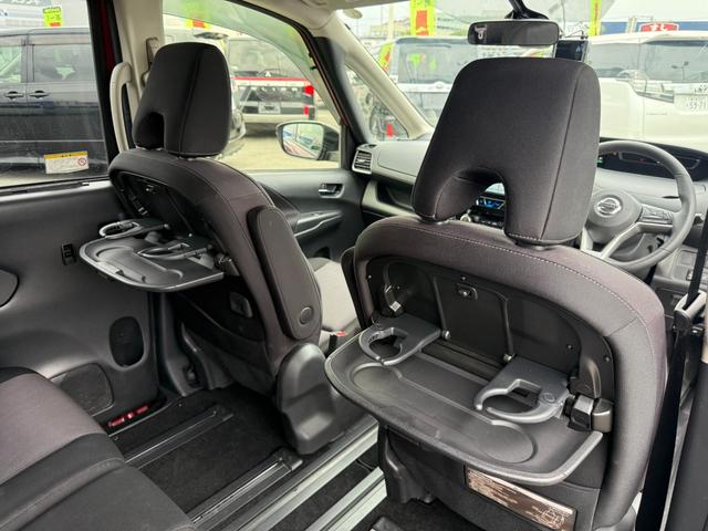 セレナ ハイウェイスター VセレクションII 4WD 禁煙車 10型ナビ 後席モニター 左ハンズフリー両側電動スライド バックカメラ ETC 衝突軽減装置 車線逸脱警報 Bluetoothオーディオ フルセグ DVD シート&ステアリングヒーター(48枚目)