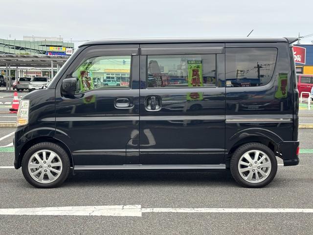 ご納車前のボディコーティングを低価格にてご提供しております♪大好評のボディコート・窓ガラスコート・ヘッドライトコートをセットにしたお得なコーティングパックもご用意!ご相談ください♪