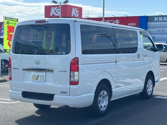 ハイエースバン スーパーＧＬ　ダークプライムＩＩ　禁煙１オーナー　両側電動スライド　衝突軽減装置　車線逸脱警報　純正ナビ　ナビ連動ドラレコ　バックカメラ　ＥＴＣ２．０　ハーフレザーシート　スマートキー　コーナーセンサ　ＬＥＤヘッドライト　１００Ｖ電源（21枚目）