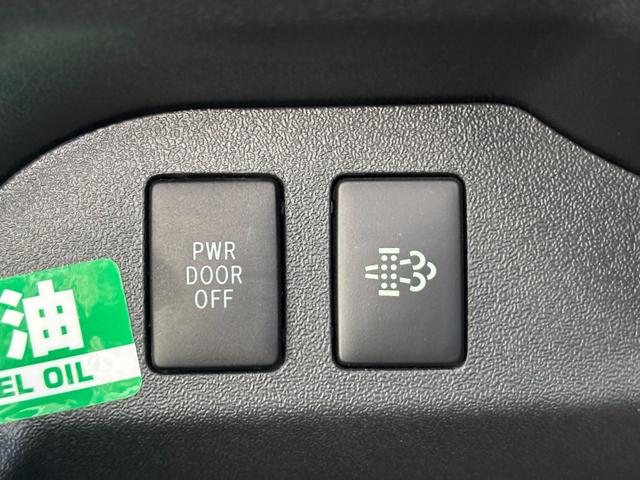 ハイエースバン スーパーＧＬ　ダークプライムＩＩ　禁煙１オーナー　両側電動スライド　衝突軽減装置　車線逸脱警報　純正ナビ　ナビ連動ドラレコ　バックカメラ　ＥＴＣ２．０　ハーフレザーシート　スマートキー　コーナーセンサ　ＬＥＤヘッドライト　１００Ｖ電源（33枚目）