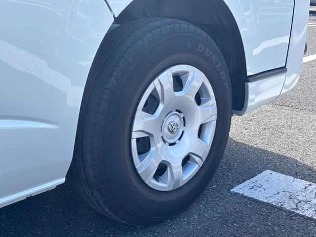 ハイエースバン スーパーＧＬ　ダークプライムＩＩ　禁煙１オーナー　両側電動スライド　衝突軽減装置　車線逸脱警報　純正ナビ　ナビ連動ドラレコ　バックカメラ　ＥＴＣ２．０　ハーフレザーシート　スマートキー　コーナーセンサ　ＬＥＤヘッドライト　１００Ｖ電源（44枚目）