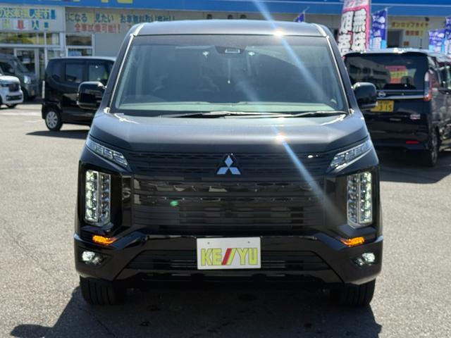 デリカＤ：５ ブラックエディション　登録済未使用車　４ＷＤ　ターボ　両側電動スライド　電動リヤゲート　全方位カメラ　電動サイドステップ　衝突軽減装置　車線逸脱警報　ＢＳＭ　コーナーセンサー　追従クルコン　黒革電動シート　１００Ｖ電源（19枚目）