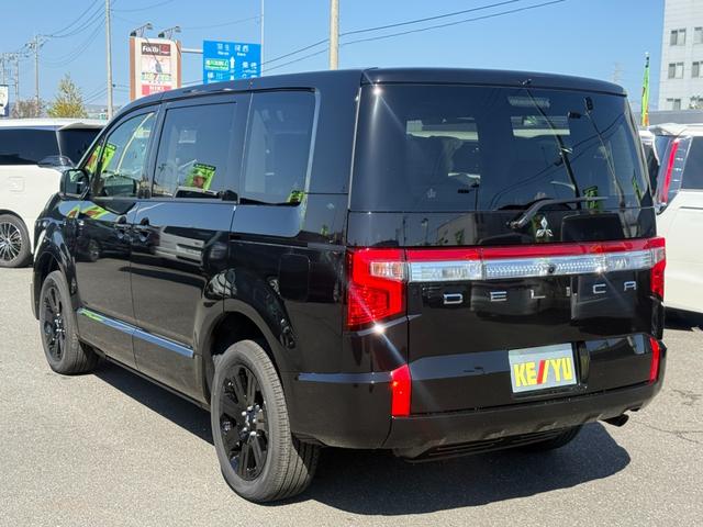 デリカＤ：５ ブラックエディション　登録済未使用車　４ＷＤ　ターボ　両側電動スライド　電動リヤゲート　全方位カメラ　電動サイドステップ　衝突軽減装置　車線逸脱警報　ＢＳＭ　コーナーセンサー　追従クルコン　黒革電動シート　１００Ｖ電源（26枚目）
