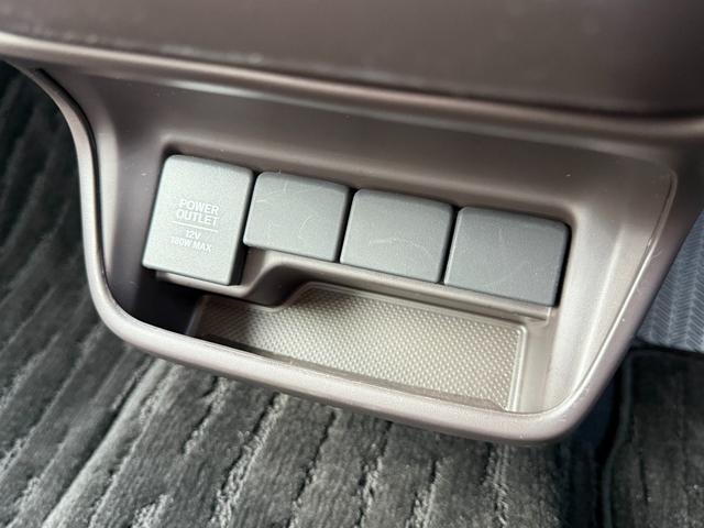 フリードハイブリッド ハイブリッド・モデューロX ホンダセンシング 6人乗り 禁煙1オーナー車 純正9型ナビ 両側電動スライド バックカメラ ETC2.0 衝突軽減装置 車線逸脱警報 Bluetoothオーディオ フルセグTV DVD再生 ハーフレザー 追従クルコン(38枚目)