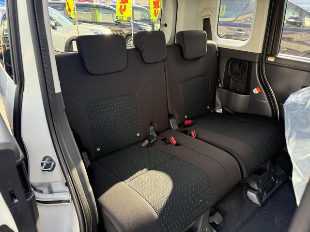 ルーミー カスタムG-T コンフォートパッケージ 登録済未使用車 全方位カメラ 9型ディスプレイオーディオ 両側電動スライド 衝突軽減装置 車線逸脱警報 Bluetoothオーディオ フルセグTV LEDヘッドライト コーナーセンサー シートヒーター(16枚目)