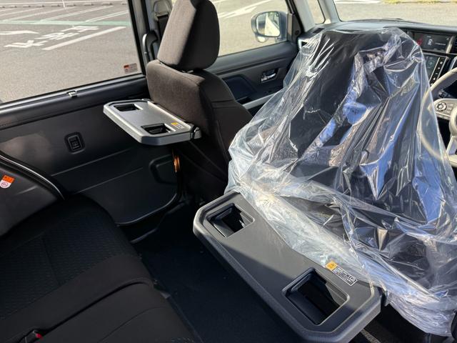 ルーミー カスタムG-T コンフォートパッケージ 登録済未使用車 全方位カメラ 9型ディスプレイオーディオ 両側電動スライド 衝突軽減装置 車線逸脱警報 Bluetoothオーディオ フルセグTV LEDヘッドライト コーナーセンサー シートヒーター(37枚目)