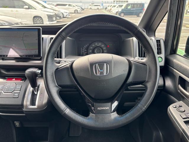 ステップワゴンスパーダ Z 9型フローティングナビ フルセグ Bluetoothオーディオ バックカメラ スマートキー ETC ドラレコ 両側電動スライド 純正アルミ オートエアコン HID フォグ オートライト パドルシフト(25枚目)