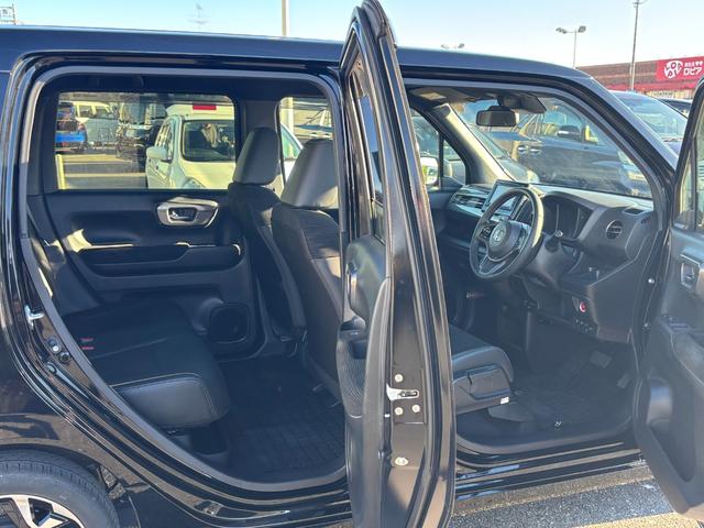 N-WGNカスタム L・ターボホンダセンシング 禁煙1オーナー車 純正ナビ ヒーター付ハーフレザーシート 衝突軽減ブレーキ レーダークルーズ コーナーセンサー ETC バックカメラ フルセグ Bluetoothオーディオ LEDライト パドルシフト(15枚目)