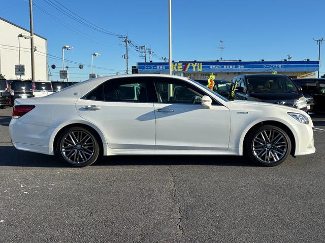 クラウンハイブリッド アスリートS アドバンストパッケージ 禁煙1オーナー レザーシートパッケージ メーカーオプションスパッタリングアルミ メーカーオプション8インチナビ フルセグ ETC ドラレコ スマートキー プッシュスタート HIDライト LEDフォグ(19枚目)