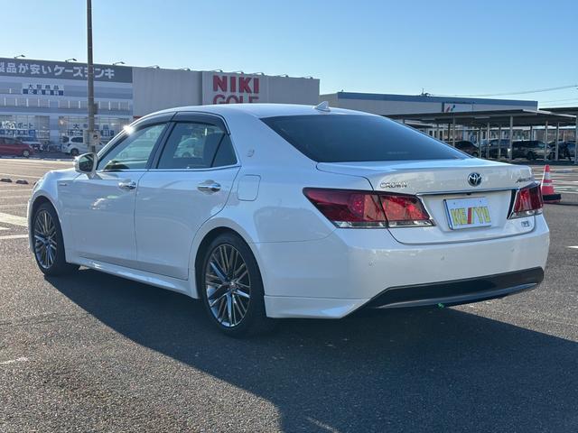 クラウンハイブリッド アスリートS アドバンストパッケージ 禁煙1オーナー レザーシートパッケージ メーカーオプションスパッタリングアルミ メーカーオプション8インチナビ フルセグ ETC ドラレコ スマートキー プッシュスタート HIDライト LEDフォグ(24枚目)