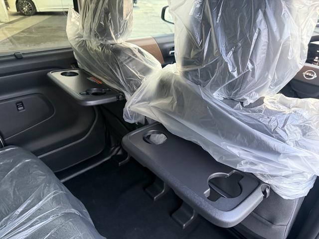 ルークス ハイウェイスター Gターボプロパイロットエディション 届出済未使用車 全方位カメラ 両側電動スライド 衝突軽減装置 車線逸脱警報 ブラインドスポットモニター コーナーセンサー シート&ステアリングヒーター LEDヘッドライト&フォグ リヤサーキュレーター(41枚目)