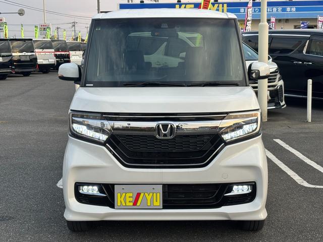 N-BOXカスタム G・Lターボホンダセンシング 禁煙車 純正8型ナビ 両側電動スライド バックカメラ ETC 衝突軽減装置 車線逸脱警報 Bluetoothオーディオ フルセグTV DVD再生 前後ドラレコ ハーフレザー シートヒーター 純正アルミ(19枚目)